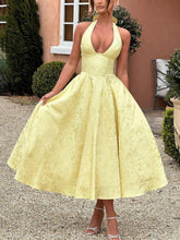 Elegantes Vintage-Midikleid aus Jacquard mit V-Ausschnitt und Neckholder